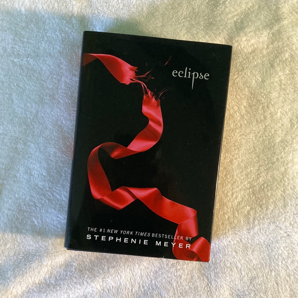 Eclipse (Hardback)